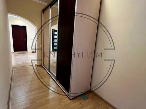 квартира по адресу Олены Пчилки ул., 2
