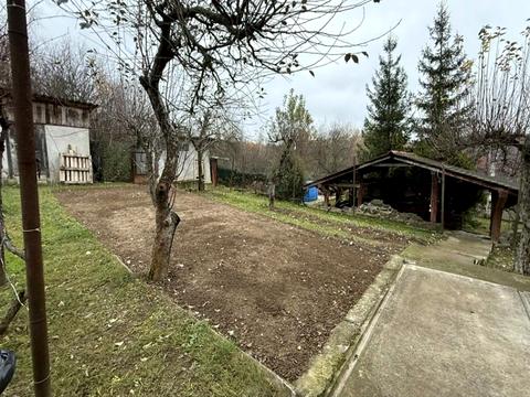 дом по адресу Радісна