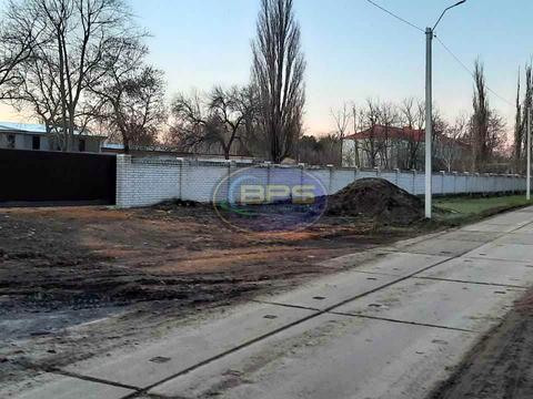 комерційна за адресою Паркова вул., 32