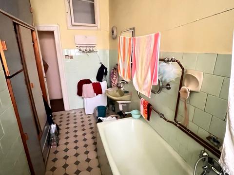 квартира за адресою Івана Богуна вул., 7