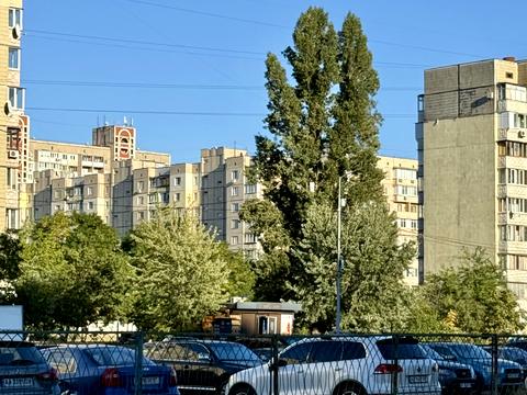 квартира за адресою Ревуцького вул., 18-А