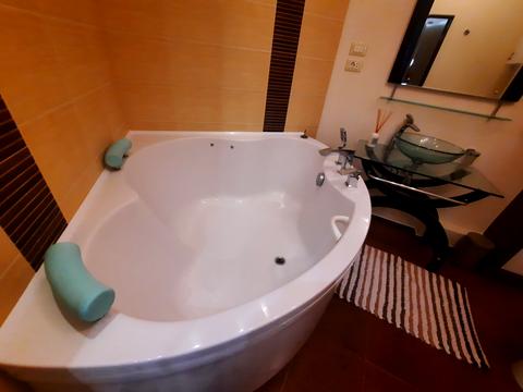 квартира за адресою Велика Китаївська вул., 10-А