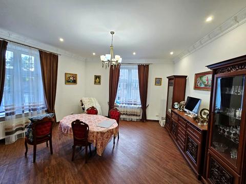 квартира за адресою Богдана Хмельницького вул., 80