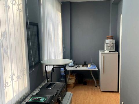 комерційна за адресою Пироговська вул., 7/9в