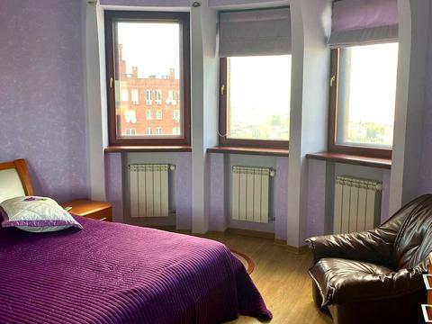 квартира за адресою Анни Ахматової вул., 13