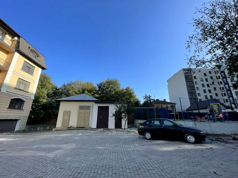паркомісце за адресою Василіянок вул., 60б