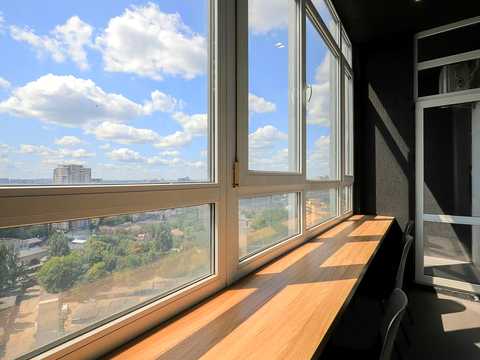 комерційна за адресою Київ, Євгена Коновальця вул. (Щорса), 44-А
