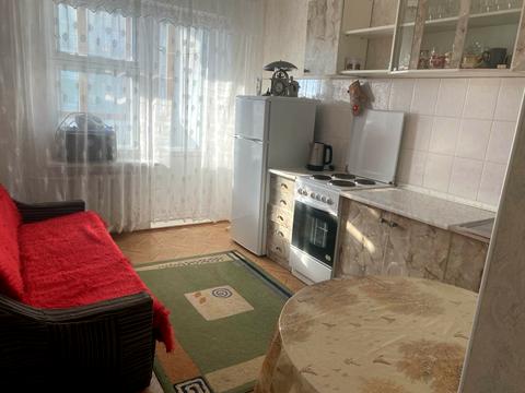 квартира за адресою Якуба Коласа, 2