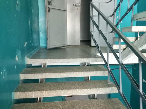 комерційна за адресою Дмитра Іванова вул., 33