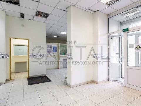 комерційна за адресою Миколи Бажана просп., 12