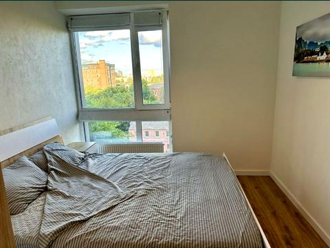 квартира за адресою Василя Вишиваного вул., 42-А