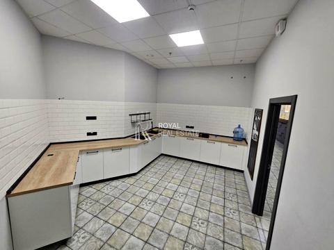 комерційна за адресою Борщагівська вул., 154
