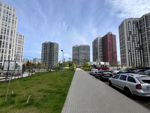 квартира по адресу Олександра Олеся ул., 10