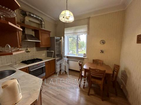квартира по адресу Строителей ул., 39