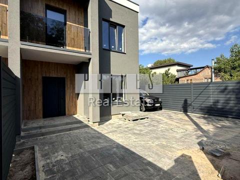 будинок за адресою 126-та Садова вул.