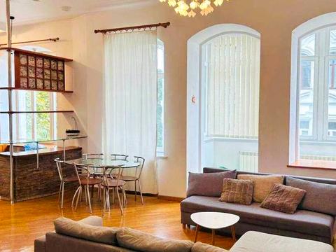 квартира за адресою Михайлівська вул., 19