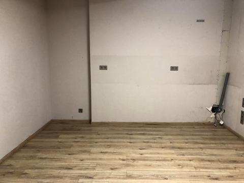 комерційна за адресою вул. Болсуновська, 8