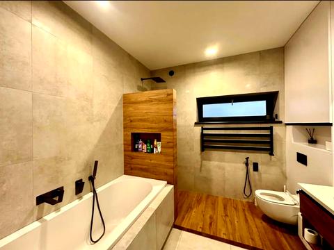 будинок за адресою Отамана Орлика вул.