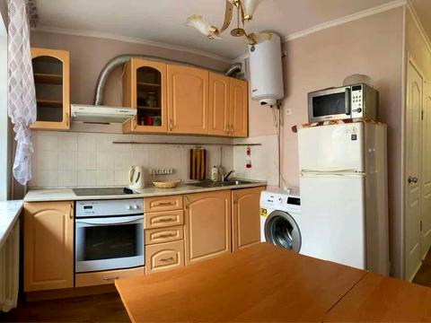 квартира за адресою Патріарха Мстислава Скрипника вул., 9