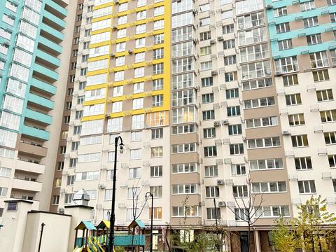 квартира за адресою Академіка Заболотного вул., 15