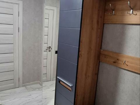 квартира за адресою Домбровського вул., 3