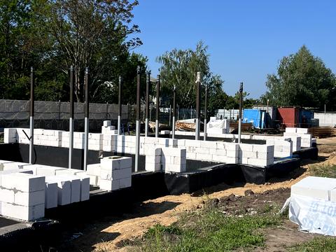 будинок за адресою Небесної Сотні просп. (Маршала Жукова)