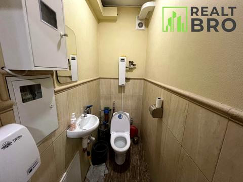 комерційна за адресою Курчатова, 1