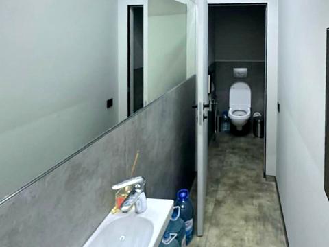 комерційна за адресою Київ, Академіка Книшова вул. (Амурська), 6