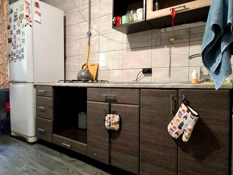 квартира за адресою Високовольтна вул., 8