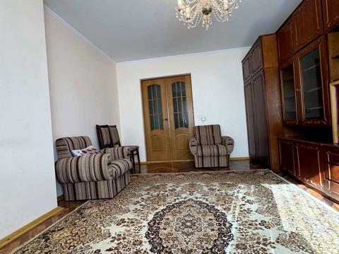 квартира за адресою Митрополита Шептицького вул., 3
