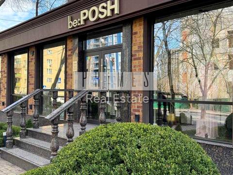 комерційна за адресою Академіка Філатова вул., 10