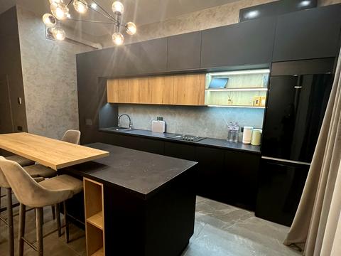 квартира за адресою В'ячеслава Чорновола просп. (), 16з