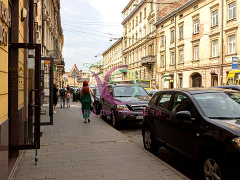 квартира за адресою Личаківська, 10
