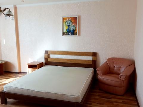 квартира за адресою Митрополита Андрея Шептицького вул. (Анатолія Луначарського), 10