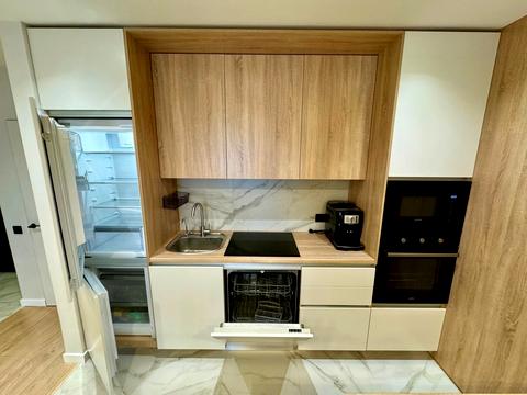 квартира за адресою Зарічна вул., 4