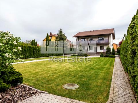 дом по адресу Виноградный пер.