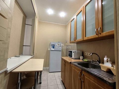 комерційна за адресою Валерія Лобановського просп. (Червонозоряний), 41