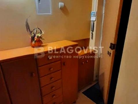 квартира за адресою Депутатська вул., 13
