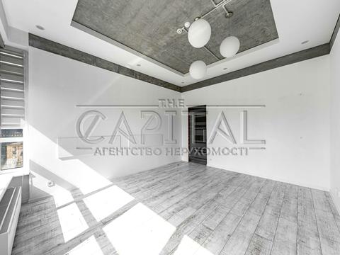 коммерческая по адресу Кловский спуск, 7a