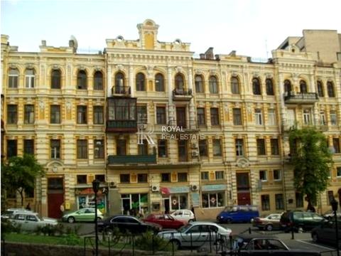 комерційна за адресою Бульварно-Кудрявська вул. (Воровського), 6