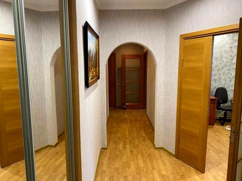 квартира по адресу Миколы Бажана просп., 10