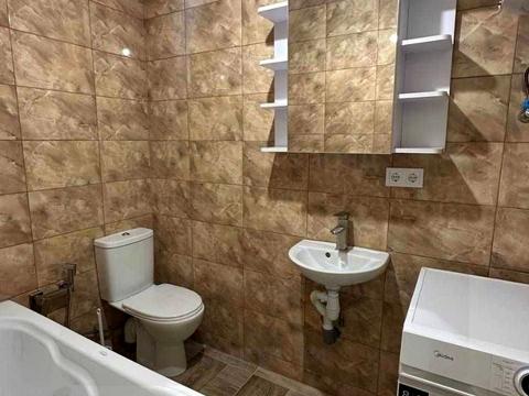квартира за адресою Романа Левицького вул., 4