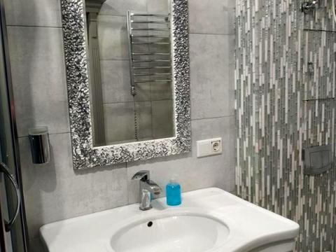 квартира за адресою Шота Руставелі вул., 16