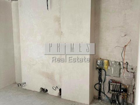 комерційна за адресою Салютна вул., 2-Б