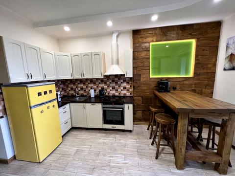 квартира за адресою Степана Бандери вул. (Шмідта), 21
