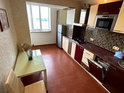 квартира за адресою Олекси Тихого вул. (Виборзька), 25