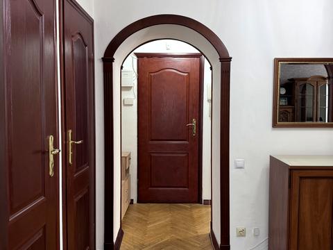 квартира за адресою Михайла Омеляновича-Павленка вул. (Суворова), 5