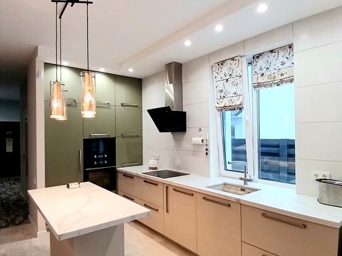 будинок за адресою Стуса