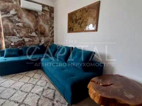 квартира за адресою Київ, Василя Тютюнника вул. (Анрі Барбюса), 37/1