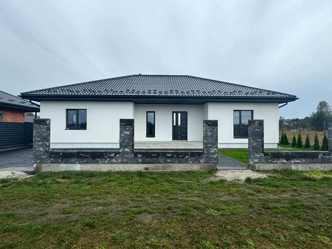 дом по адресу с. Паланки, Роксолани, 1